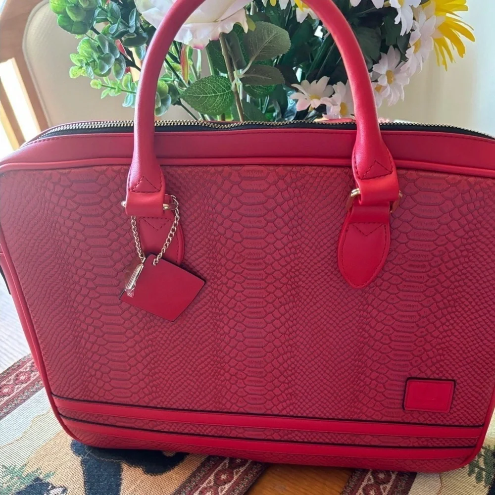 Tote&Carry Faux Snakeskin, Jetsetter 15 inch Laptop Bag, Briefcase, Red, Vegan